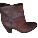 Sartore leather ankle boots