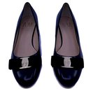 chaussures ballerines cuir noir - Salvatore Ferragamo
