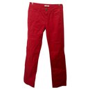 Jeans rojos de Thomas Burberry