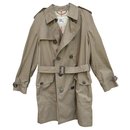Burberry short trench 50 Mint condition