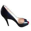Louboutin Pumps Very Prive Leather Mate Rare - Christian Louboutin
