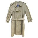 Burberry trenchcoat khaki vintage t 48 immaculate condition