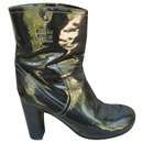 See by Chloé patent leather boots 38
