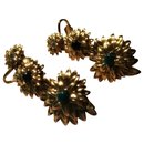 Exotic goldplated earcuffs with colorful stones by Hipanema