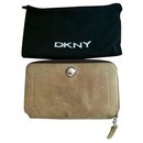 DKNY wallet - Dkny