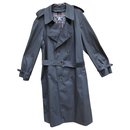 men's Burberry vintage t trench coat 64 with removable wool lining, new condition