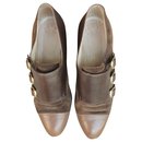 Hermès buckle shoe p 39