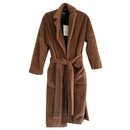 Zara Camel fluffy coat with belt Gr. XXL new with label