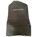 Louis Vuitton garment cover in very good condition