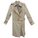 womens Burberry vintage t trench coat 36