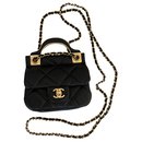 Black calf leather Flap Card Holder with Gold Chain - Chanel