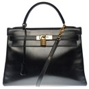 Splendid Hermes Kelly handbag 32 returned shoulder strap in black box leather, gold plated metal trim - Hermès