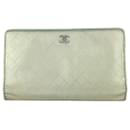 Quilted Metallic Green Leather Long Bifold Flap Wallet - Chanel