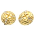 CHANEL Clip-on Earring Gold Tone CC Auth ar4785 - Chanel