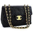 Chanel Jumbo 13"Maxi 2.55 Bolso de hombro con cadena de solapa Piel de cordero negra