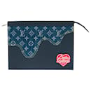 BRAND NEW / SOLD OUT / Spring 2022 / MM travel pouch in blue denim by Nigo - Louis Vuitton