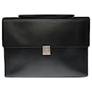 Very chic Louis Vuitton Document Holder in black taiga leather