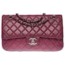 Superb Chanel Timeless/Classique handbag with lined flap in mauve quilted lambskin, Garniture en métal argenté