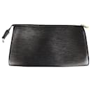 LOUIS VUITTON - "Accessory" clutch bag in black epi leather - Louis Vuitton