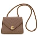 Lovely Chanel Mini Flap bag herringbone handbag in taupe lambskin, garniture en métal doré