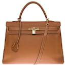 Stunning Hermes Kelly handbag 35 turned over shoulder strap in Camel leather (Gold) , gold plated metal trim - Hermès