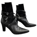 HERMES Black leather ankle boots - Hermès