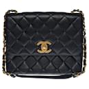 Splendid Chanel Maxi Flap bag handbag in black quilted caviar leather, garniture en métal doré