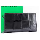 *BOTTEGA VENETA Maxi Intrecciato Zip Around Wallet Round Zipper Wallet Black Calf Leather - Bottega Veneta