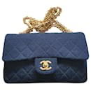 Vintage Chanel Small Jersey Classic lined Flap bag