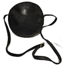 Vintage Burberrys crossbody round bag