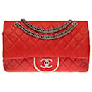 Magnificent Chanel Timeless/Classique lined flap bag handbag in coral red quilted leather, Garniture en métal argenté
