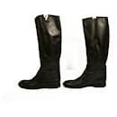 Louis Vuitton black leather knee height boots with LV logo 2,5cm low heels 40