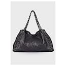 Modern Chain Tote Caviar East West - Chanel