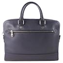 Louis Vuitton --