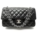 CHANEL CLASSIC TIMELESS MEDIUM SHOULDER BAG IN QUILTED LEATHER - Chanel