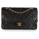 Chanel Vintage Black Quilted Lambskin Medium Classic lined Flap Bag