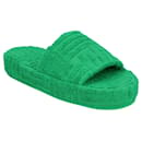 Bottega Veneta Damen Resort Sponge Slides aus grüner Baumwolle