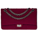 Splendid & Majestic Chanel Handbag 2.55 Classic lined flap in burgundy quilted jersey, dark ruthenium metal trim