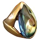 Baccarat anel de cristal de ouro psicadélico.