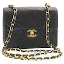 CHANEL Mini Matelasse Chain Flap Bolso de hombro Piel de cordero Negro Oro Auth 28471EN - Chanel