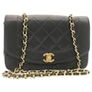 CHANEL Chain Turn Lock Diana Matelasse Sac à bandoulière Peau d'agneau Noir Auth 28643A - Chanel