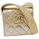 CHANEL Matelasse Shoulder Bag Lamb Skin Gold CC Auth 29567a - Chanel