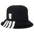Quilted Bucket Hat W/ Seamed In 4 Bar In Poly Twill - Thom Browne