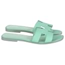 Hermes Oran Slip-On Flat Sandals in Mint Green Leather - Hermès