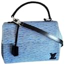 Louis Vuitton Cluny Sac à bandoulière en cuir épi bleu