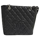 Petite Shopping Quilted CC Logo Caviar Bag - Chanel