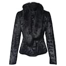 Chaqueta con ribete de piel sintética en algodón negro de Miu Miu