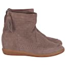Isabel Marant Basley Boots in Beige Suede