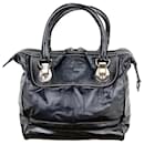 GUCCI Dialux Snow Glam Bolso de hombro Boston pequeño de charol negro de segunda mano - Gucci