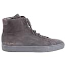 Common Projects Achilles High Sneakers in Dark Grey Suede - Autre Marque